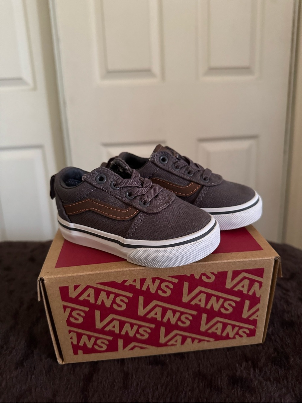 Vans Gray and Brown Low-Top Kids Sneakers